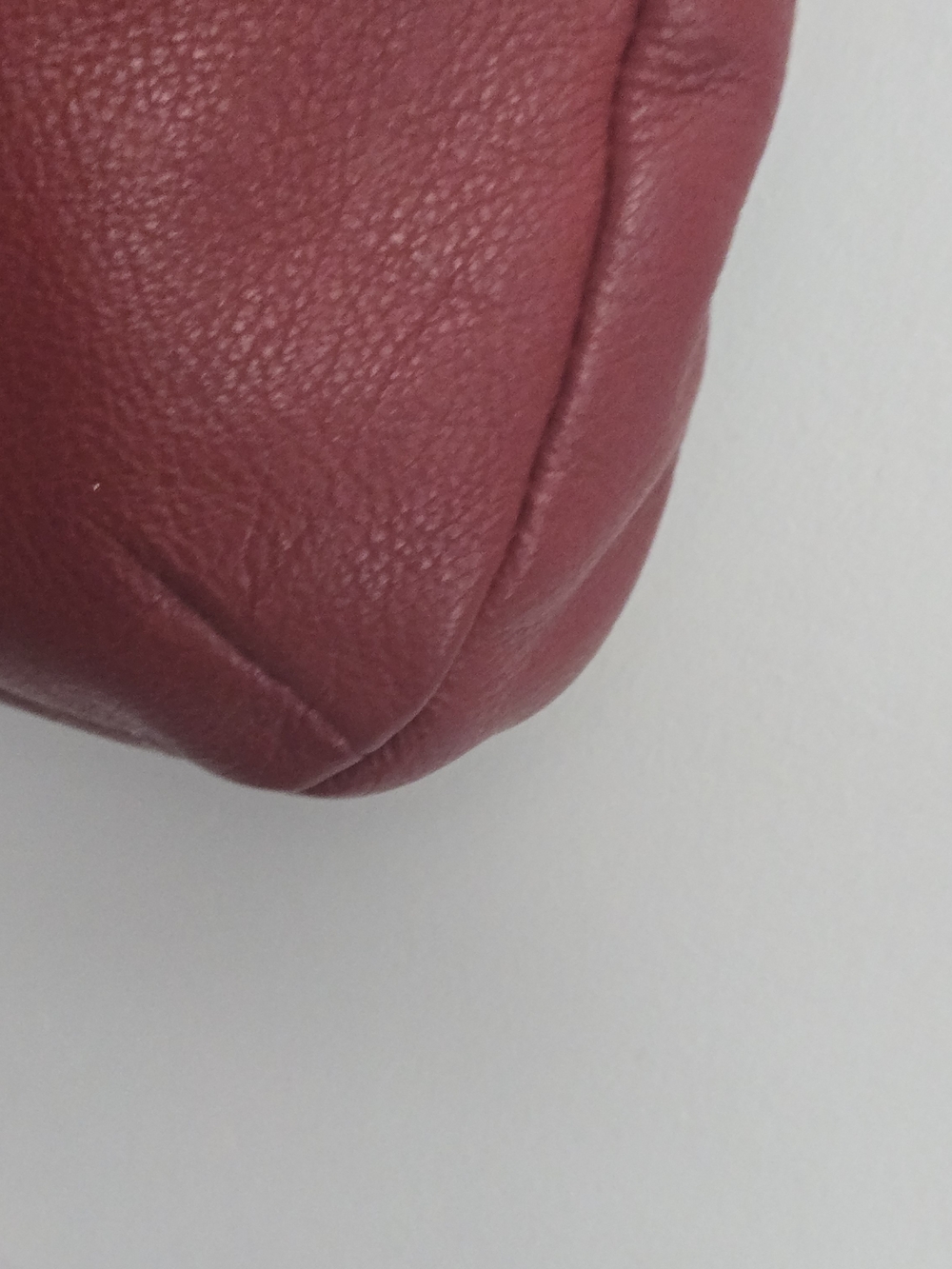 Y2K Vtg Tignanello Womens Red Pebbled Leather Crossbody Purse Handbag Med Size - Picture 10 of 16